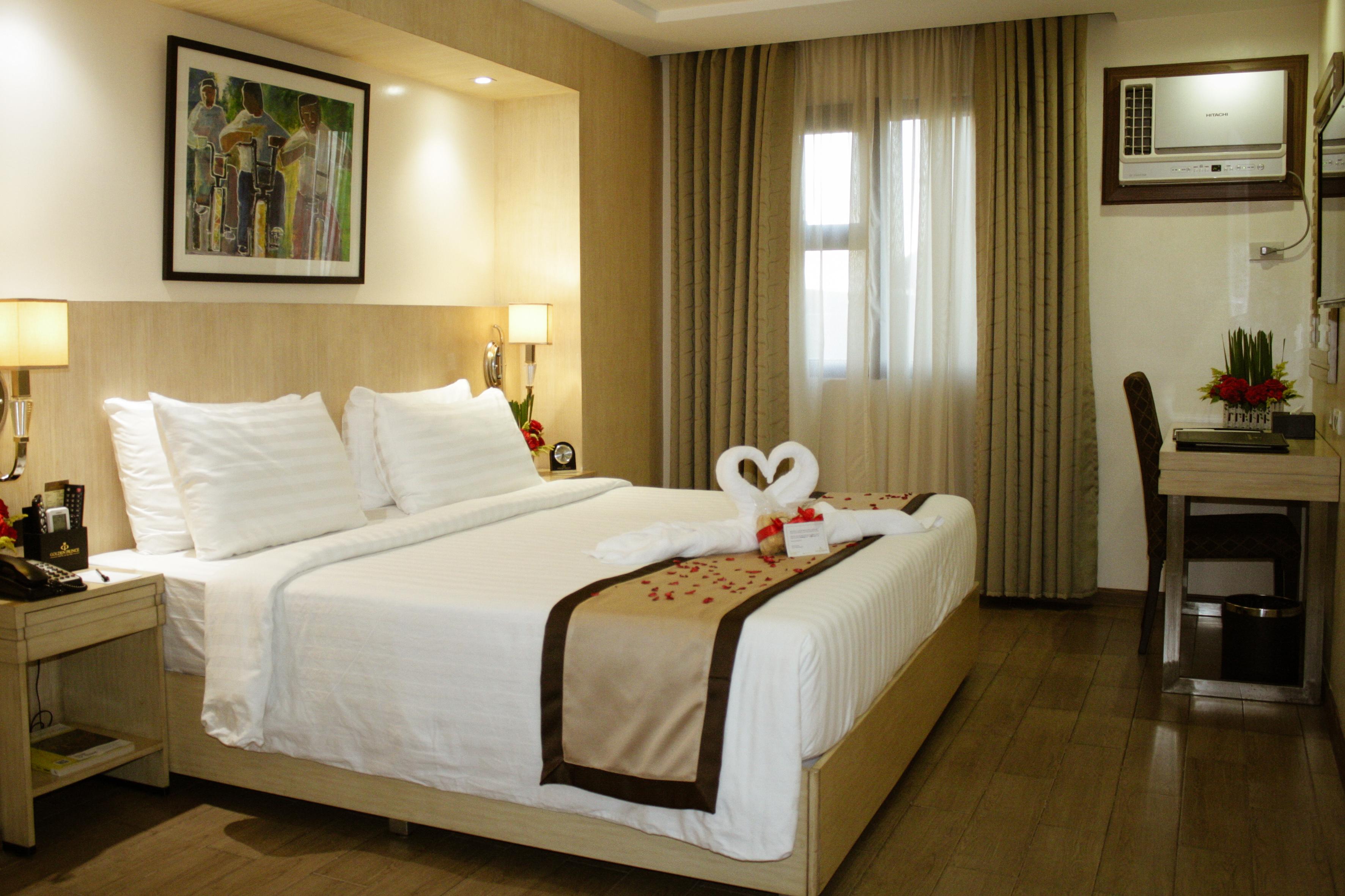 Golden Prince Hotel & Suites Cebu Exteriör bild