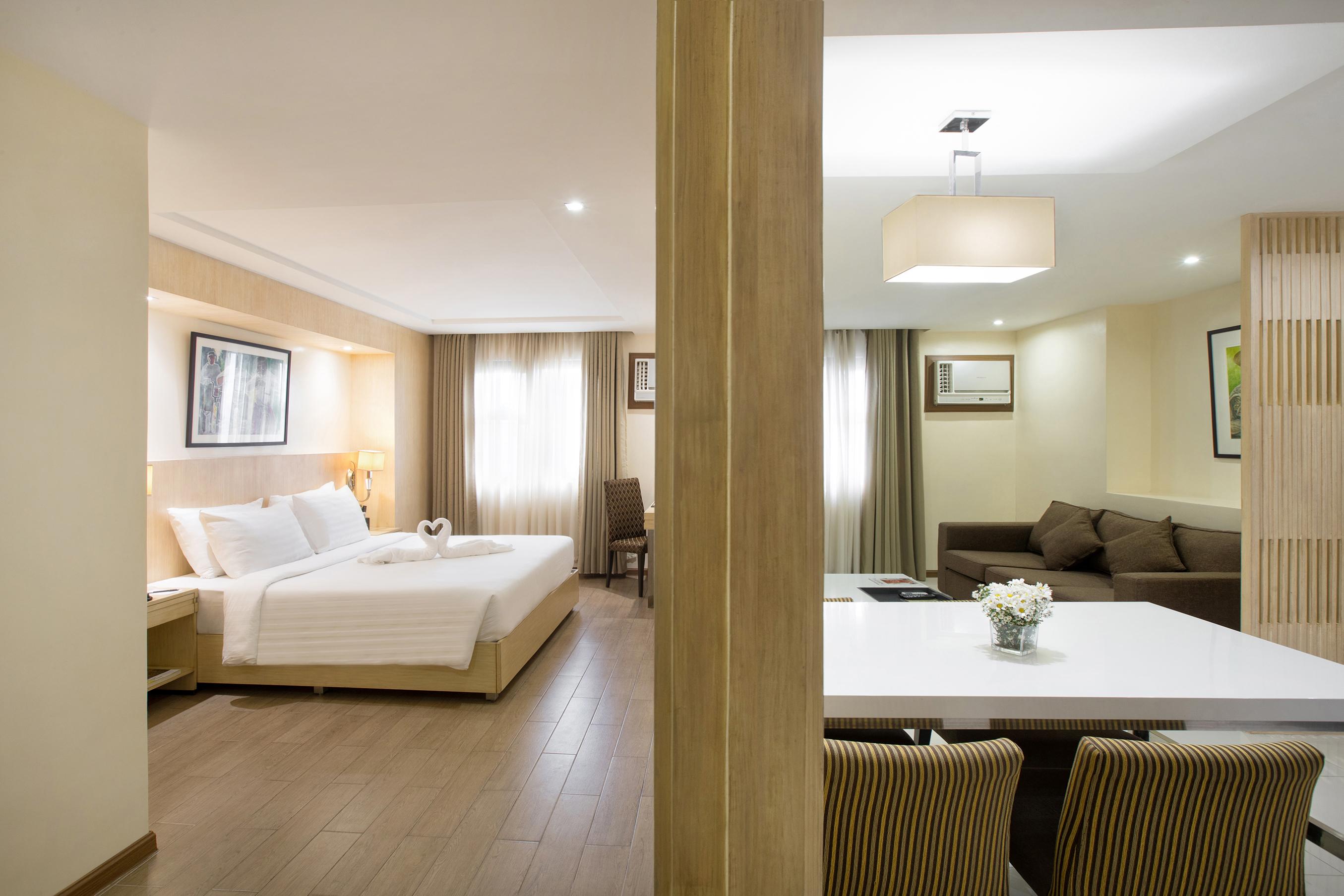 Golden Prince Hotel & Suites Cebu Exteriör bild