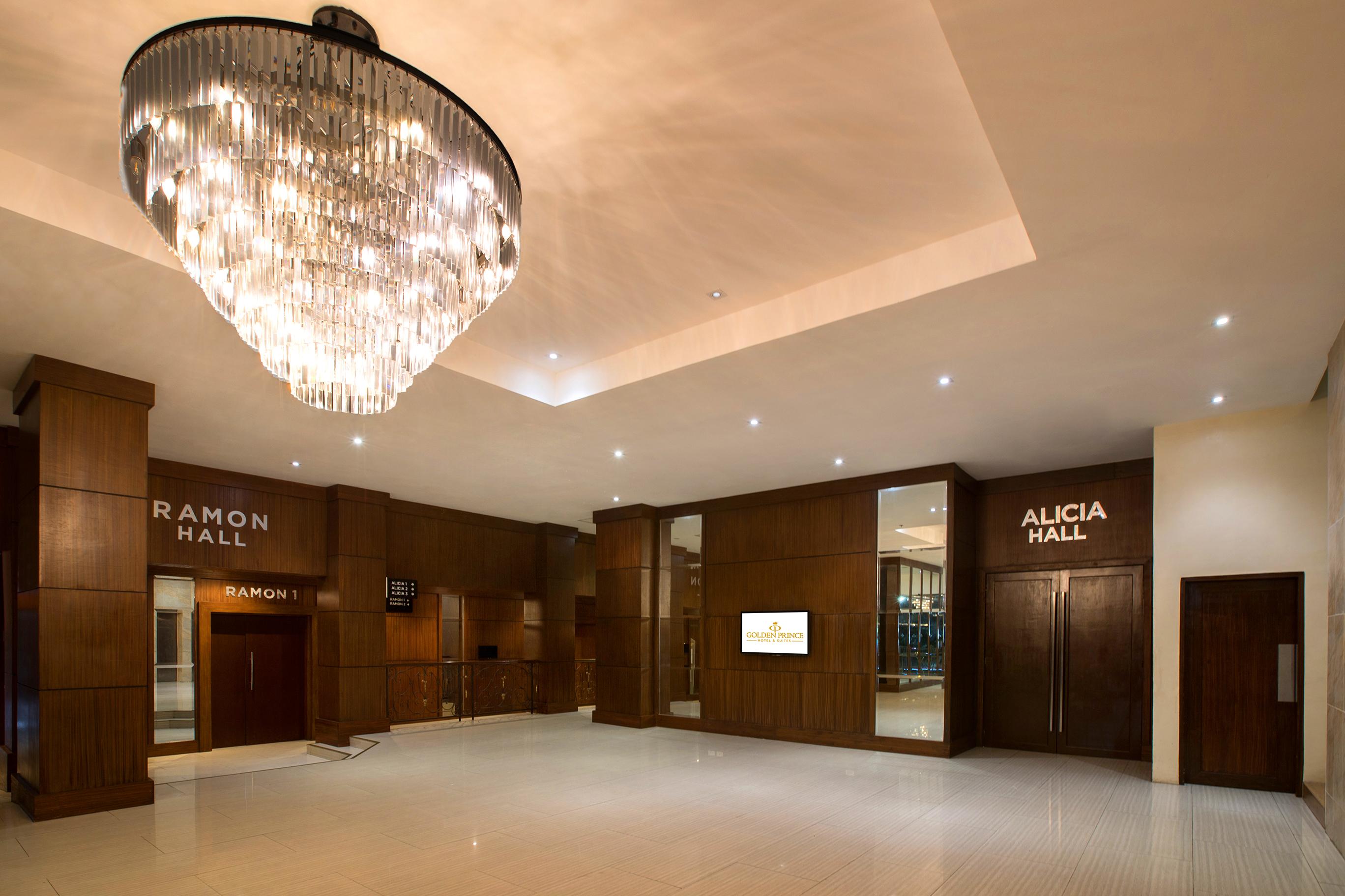 Golden Prince Hotel & Suites Cebu Exteriör bild